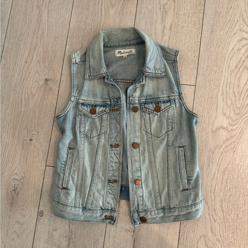 Madewell XS jean light vintage wash vest